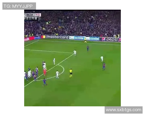 足球明星小黑仔精彩瞬间全景展示与个人魅力解析